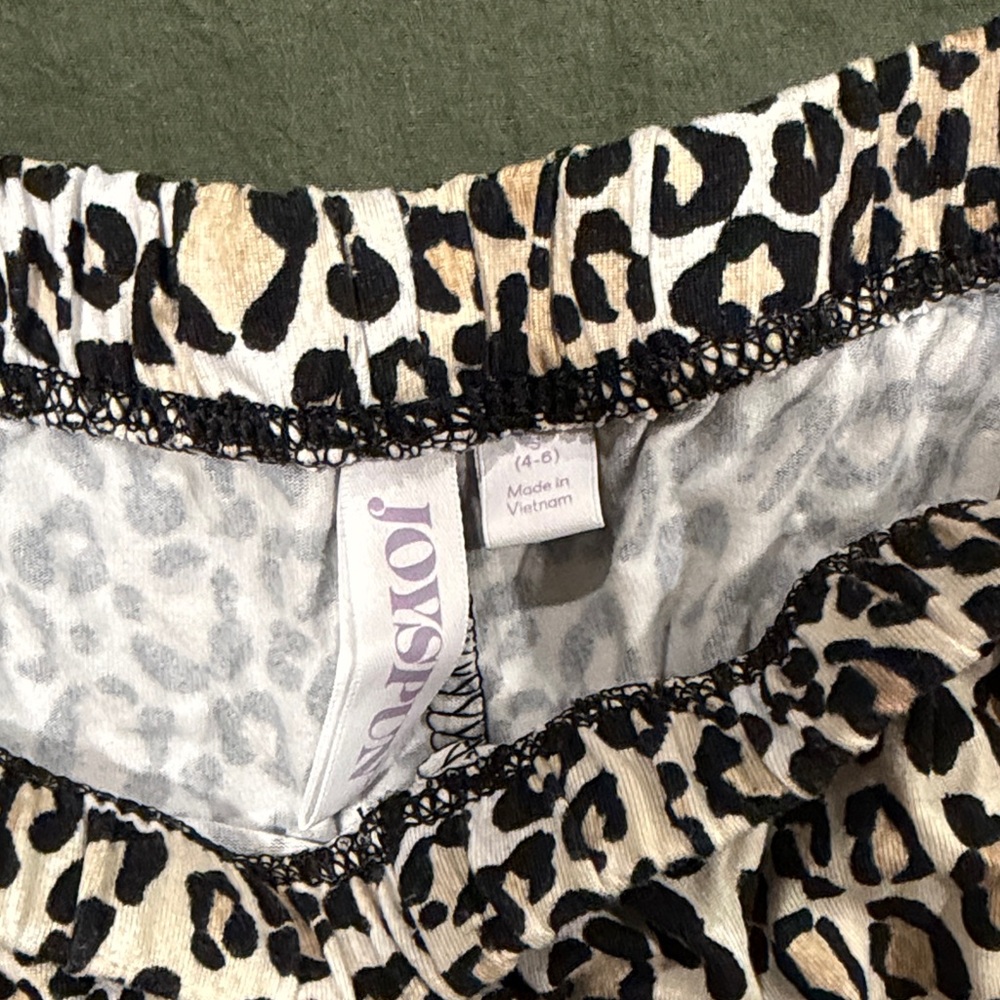 Leopard Print Pajama Set - Picture 6 of 6